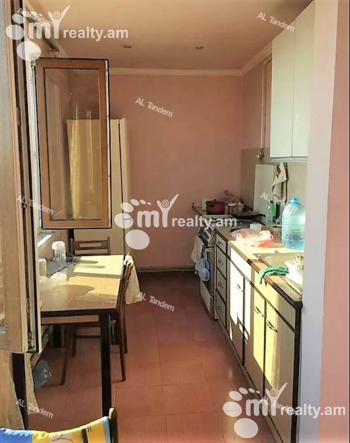 Купить 2 комнатную квартиру Лепсиус ул, Канакер-Зейтун Ереван, 122546