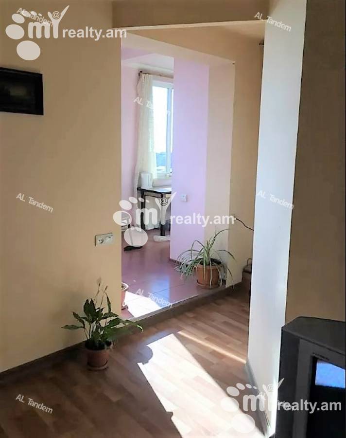 Купить 2 комнатную квартиру Лепсиус ул, Канакер-Зейтун Ереван, 122546