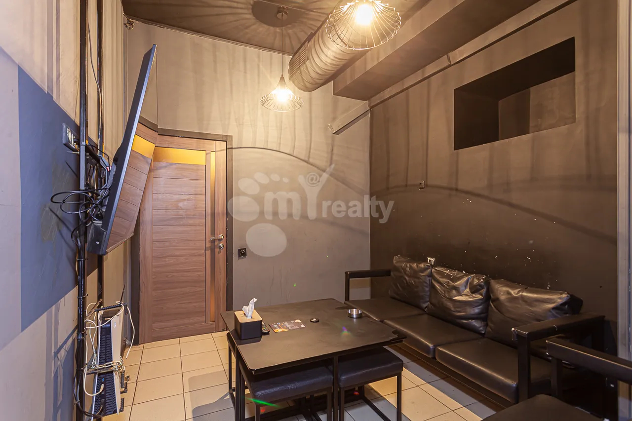 Commercial property for sale Tumanyan St, Center Yerevan, 160828