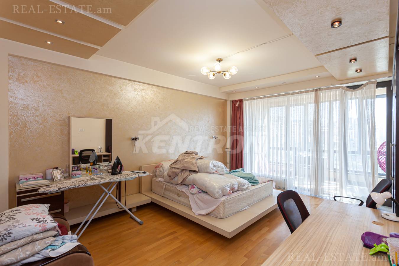 4 սենյականոց բնակարան  Համբարձումյան փող, Արաբկիր Երևան, 139649