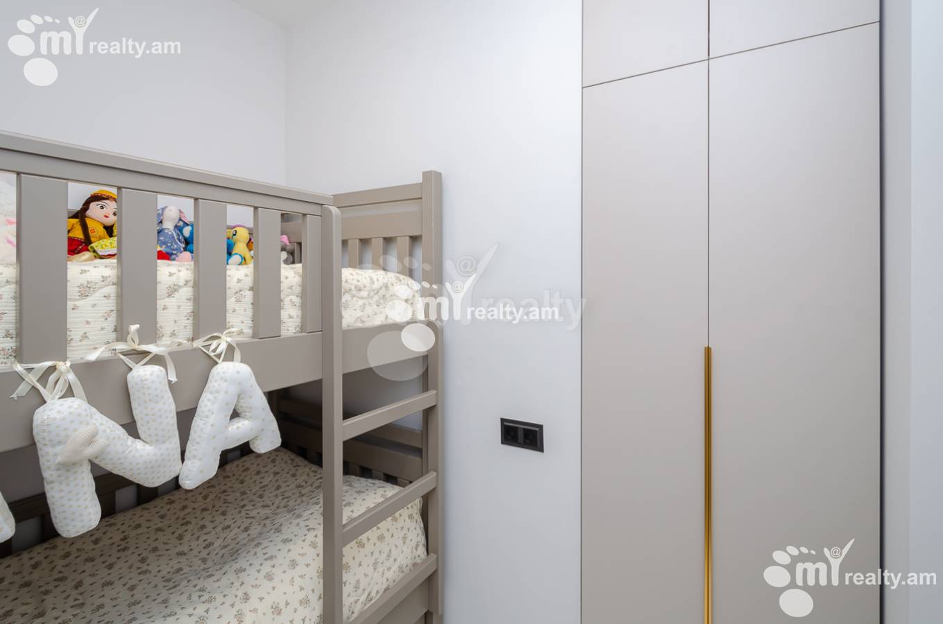 3 bedroom apartment for sale خیابان لِنینگراندیان, آچاپنیاک ایروان, 154444