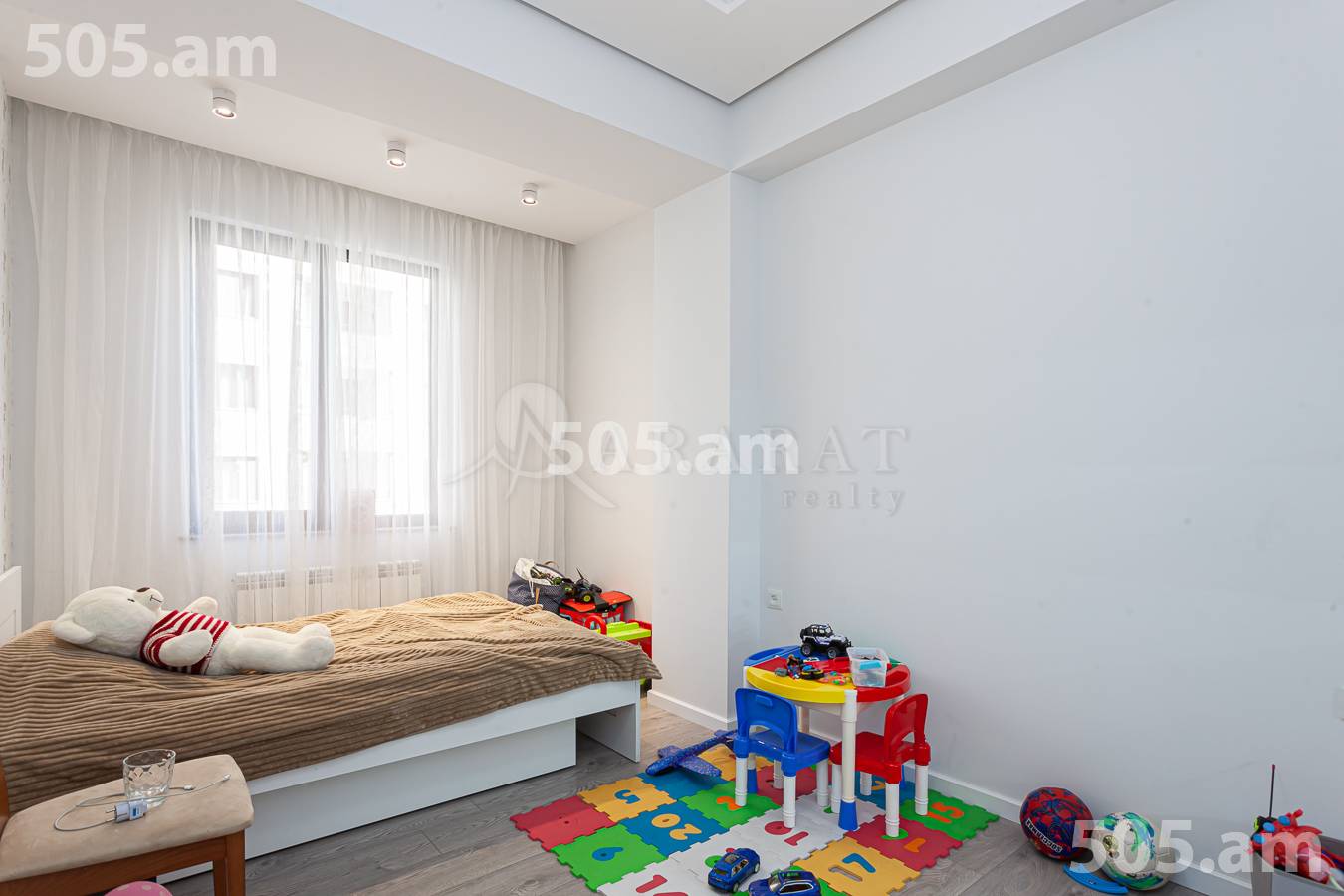 3 bedroom apartment for sale Adonts St, Arabkir Yerevan, 156387