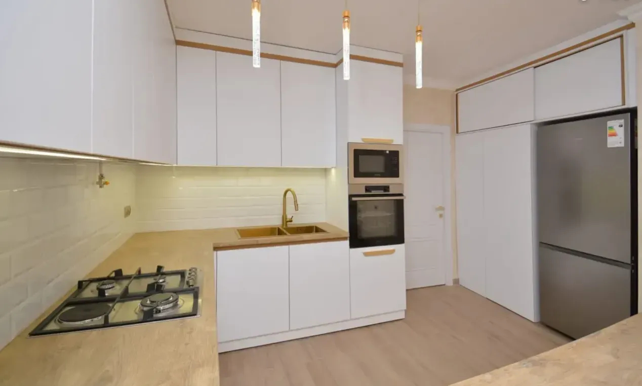 3 bedroom apartment for sale A. Avetisyan St, Arabkir Yerevan, 161067