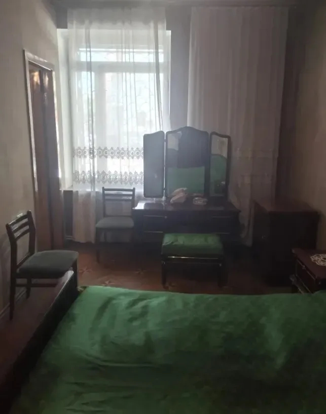 Купить 2 комнатную квартиру Паронян ул, Центр Ереван, 160779