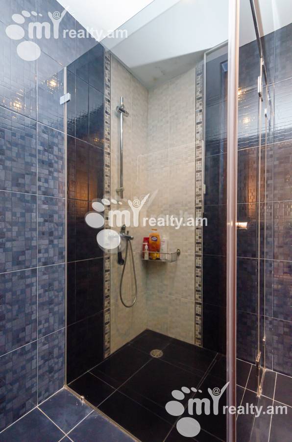 3 bedroom apartment for rent Riga St, Arabkir Yerevan, 139559