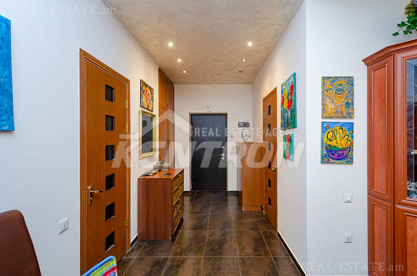 Снять 2 комнатную квартиру Саят-Нова пр, Центр Ереван, 136059