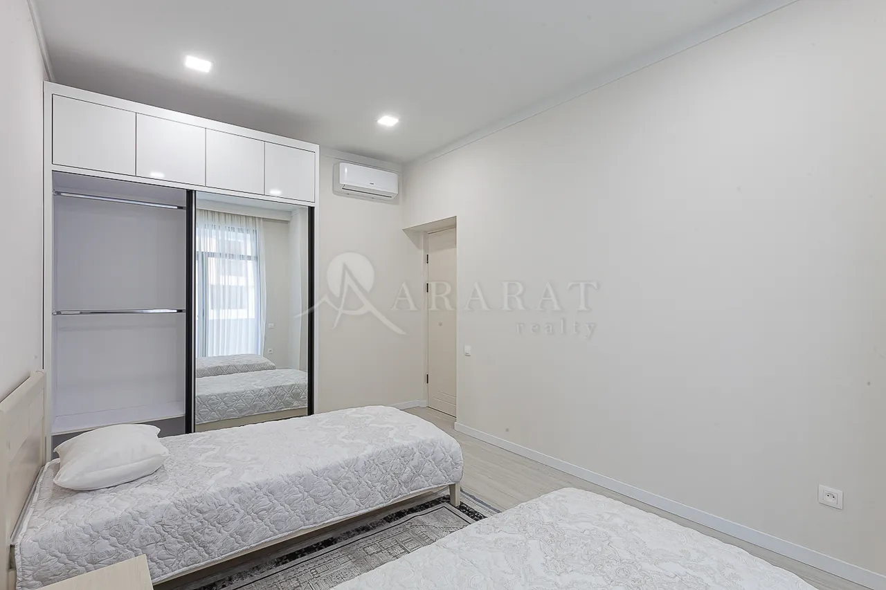 4 սենյականոց բնակարան վարձով Բուզանդի փող, Կենտրոն Երևան, 158868