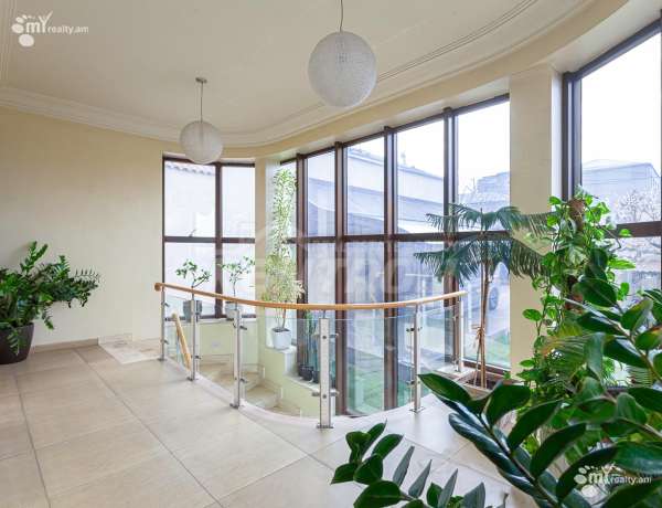 arandznatun-vacharq-Yerevan-Arabkir