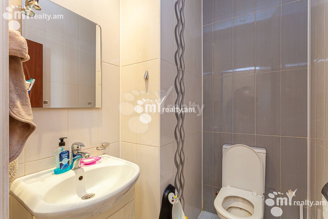 3 bedroom apartment for sale Dzorap St, Center Yerevan, 151500