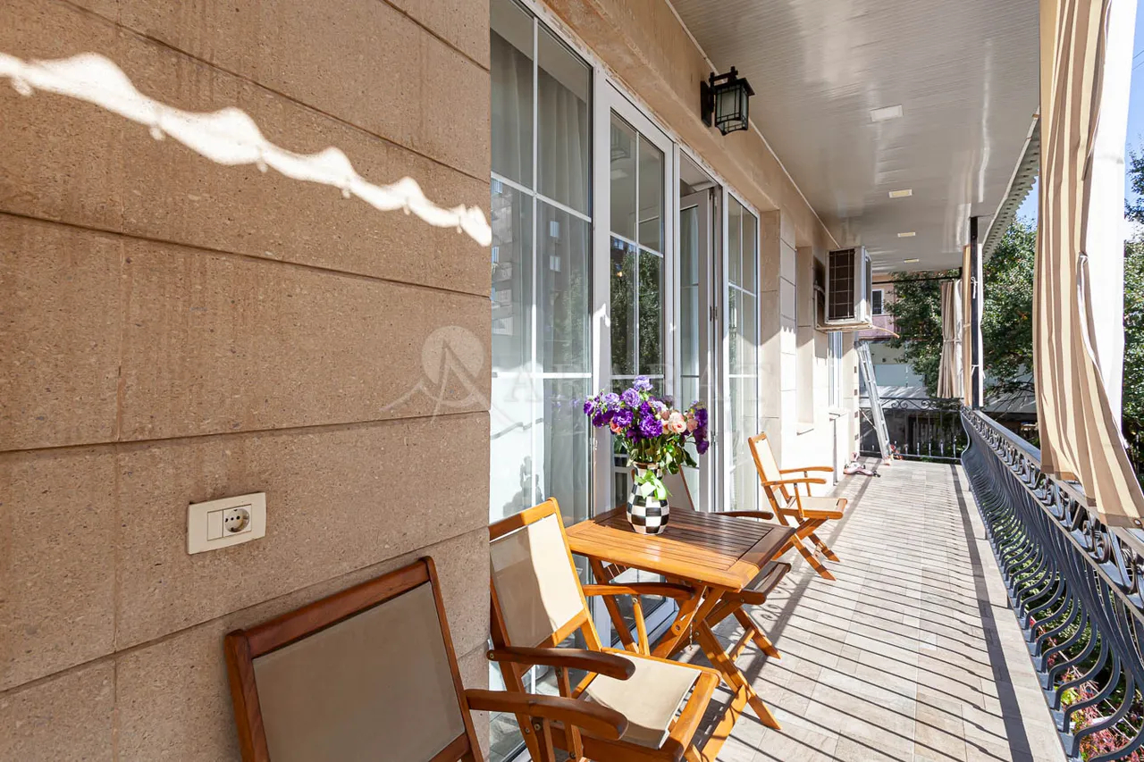 4 bedroom apartment for rent Tumanyan 1 passage, Center Yerevan, 158986