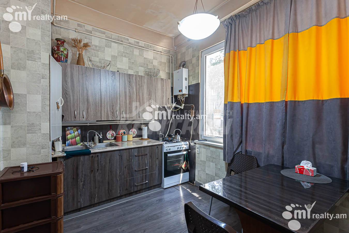 Купить 2 комнатную квартиру Пушкин ул, Центр Ереван, 152635