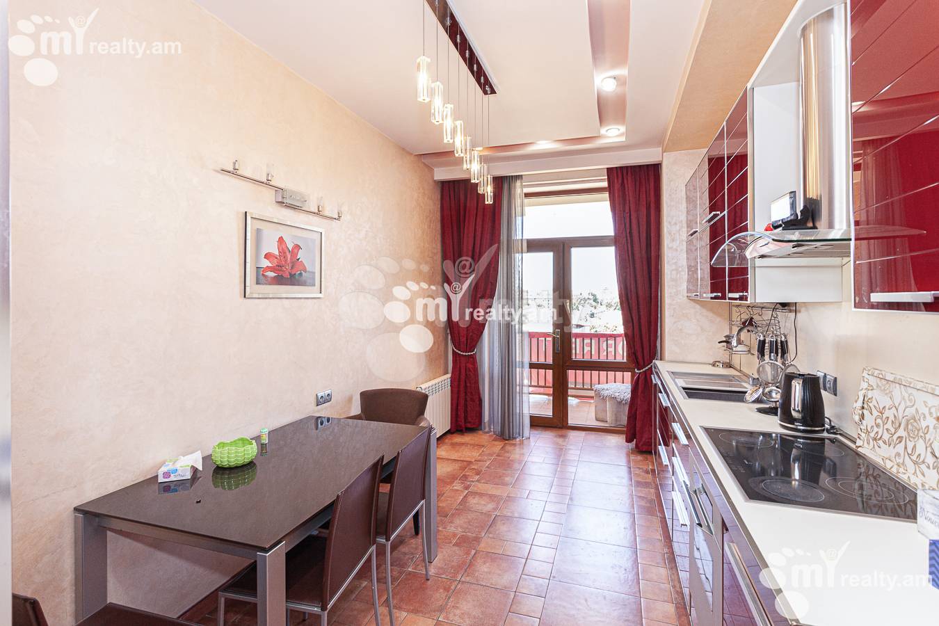 4 bedroom apartment for sale Sarmen St, Center Yerevan, 133557