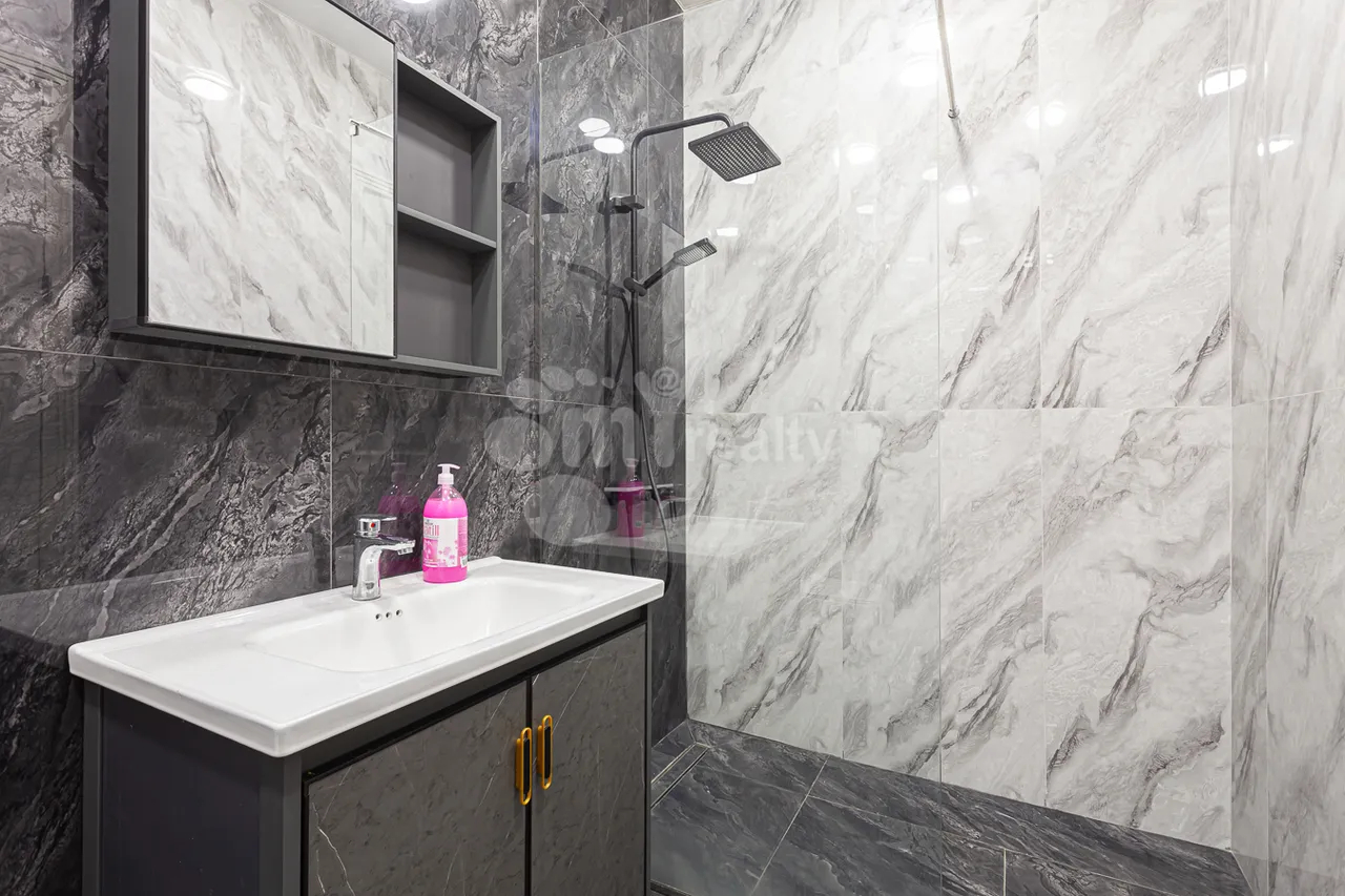 Купить 3 комнатную квартиру Аршакуняц пр, Шенгавит Ереван, 160136