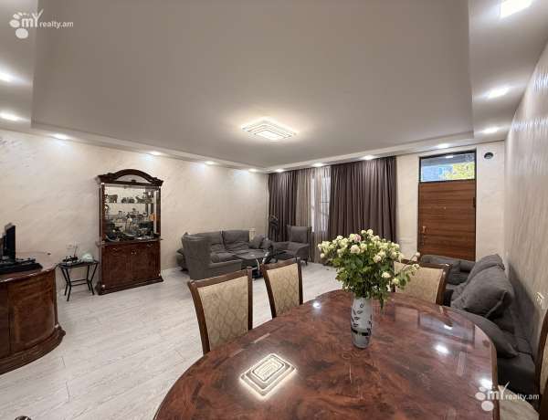 arandznatun-vacharq-Yerevan-Kanaqer-Zeytun