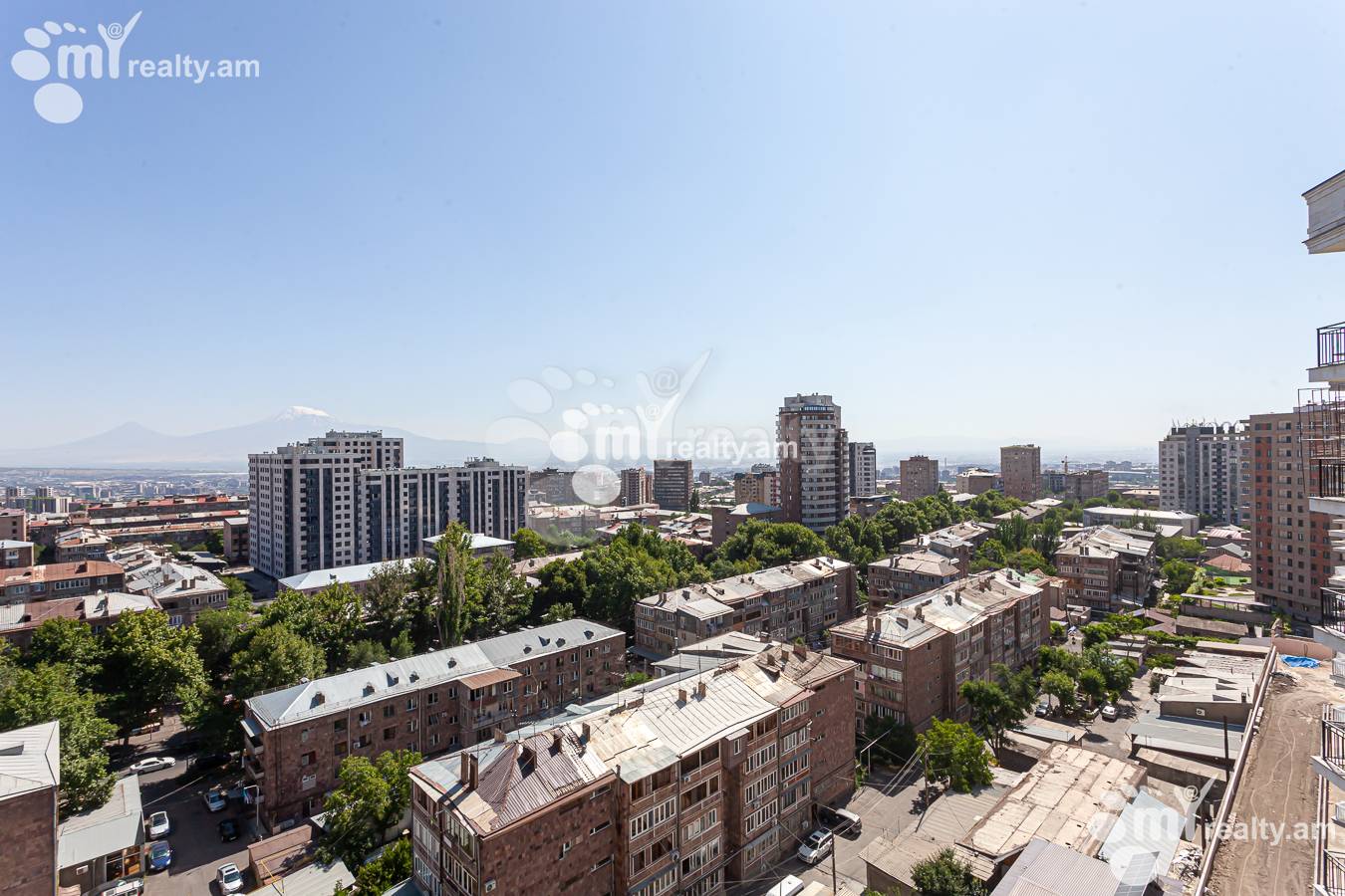 3 bedroom apartment for sale خیابان گِریبودوف, عربگیر ایروان, 156680