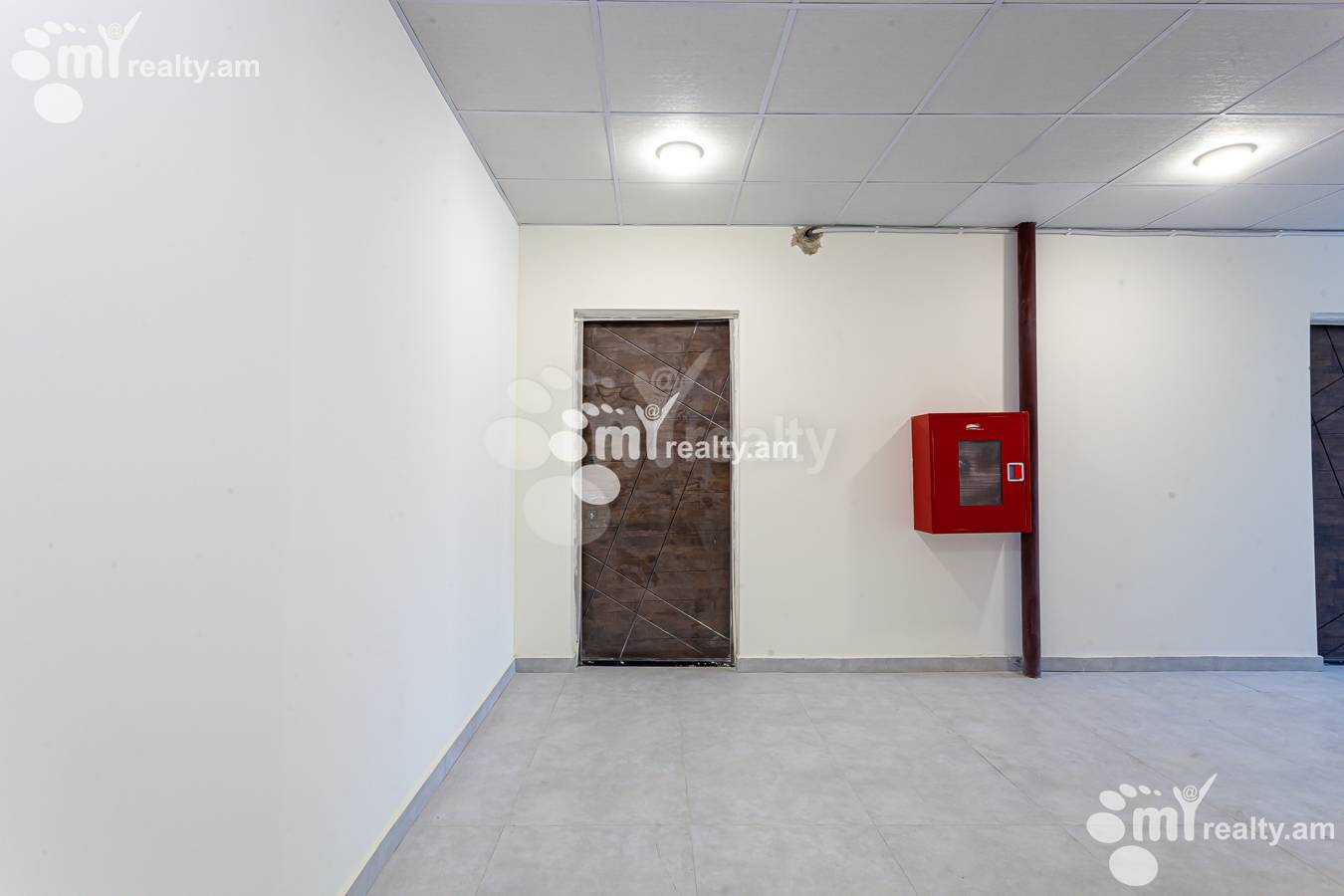 3 bedroom apartment for sale خیابان گِریبودوف, عربگیر ایروان, 156680