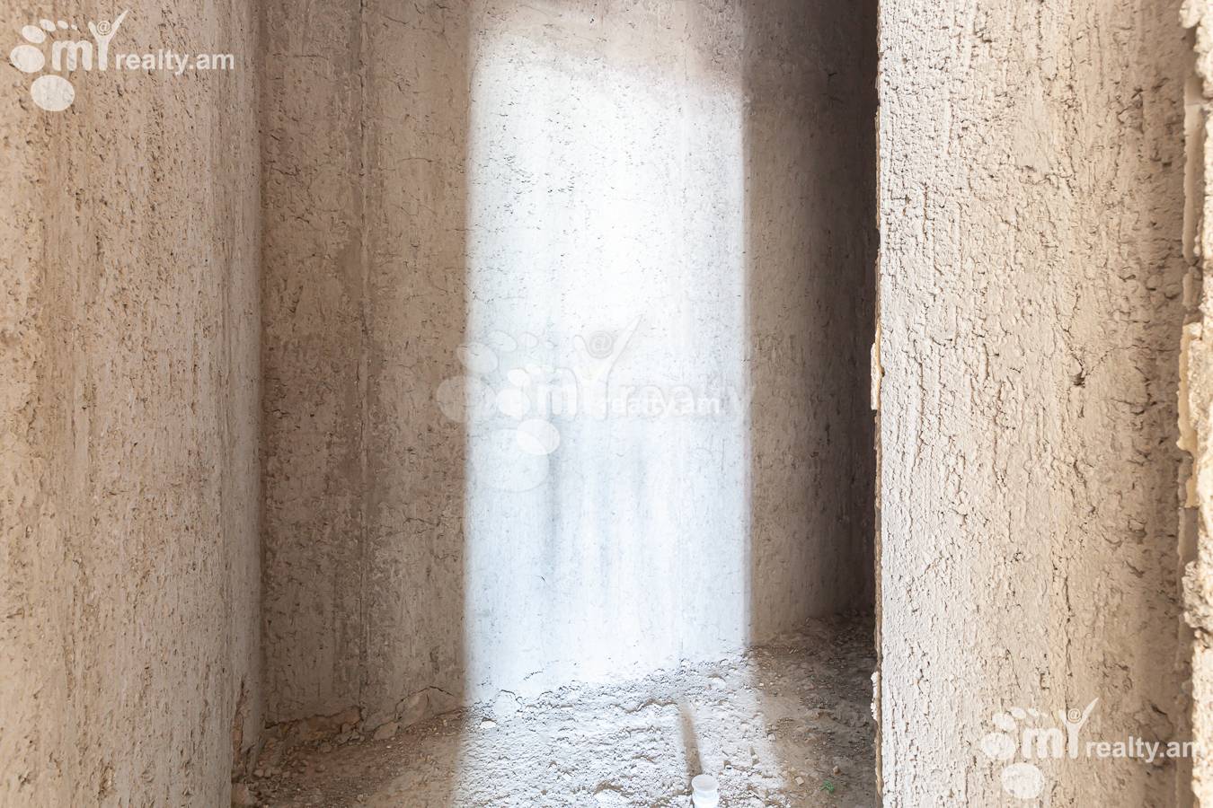 3 bedroom apartment for sale خیابان گِریبودوف, عربگیر ایروان, 156680