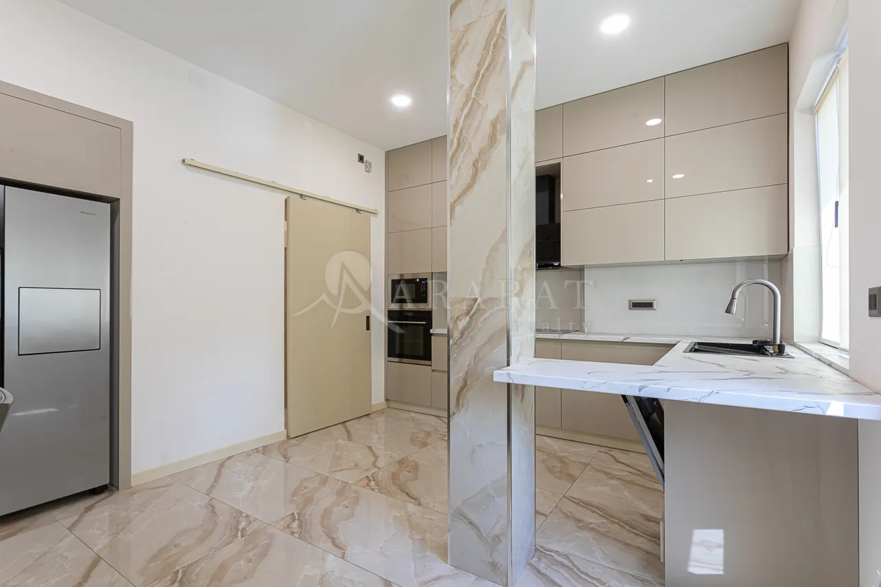 Commercial property for rent Mashtots Ave, Center Yerevan, 158866