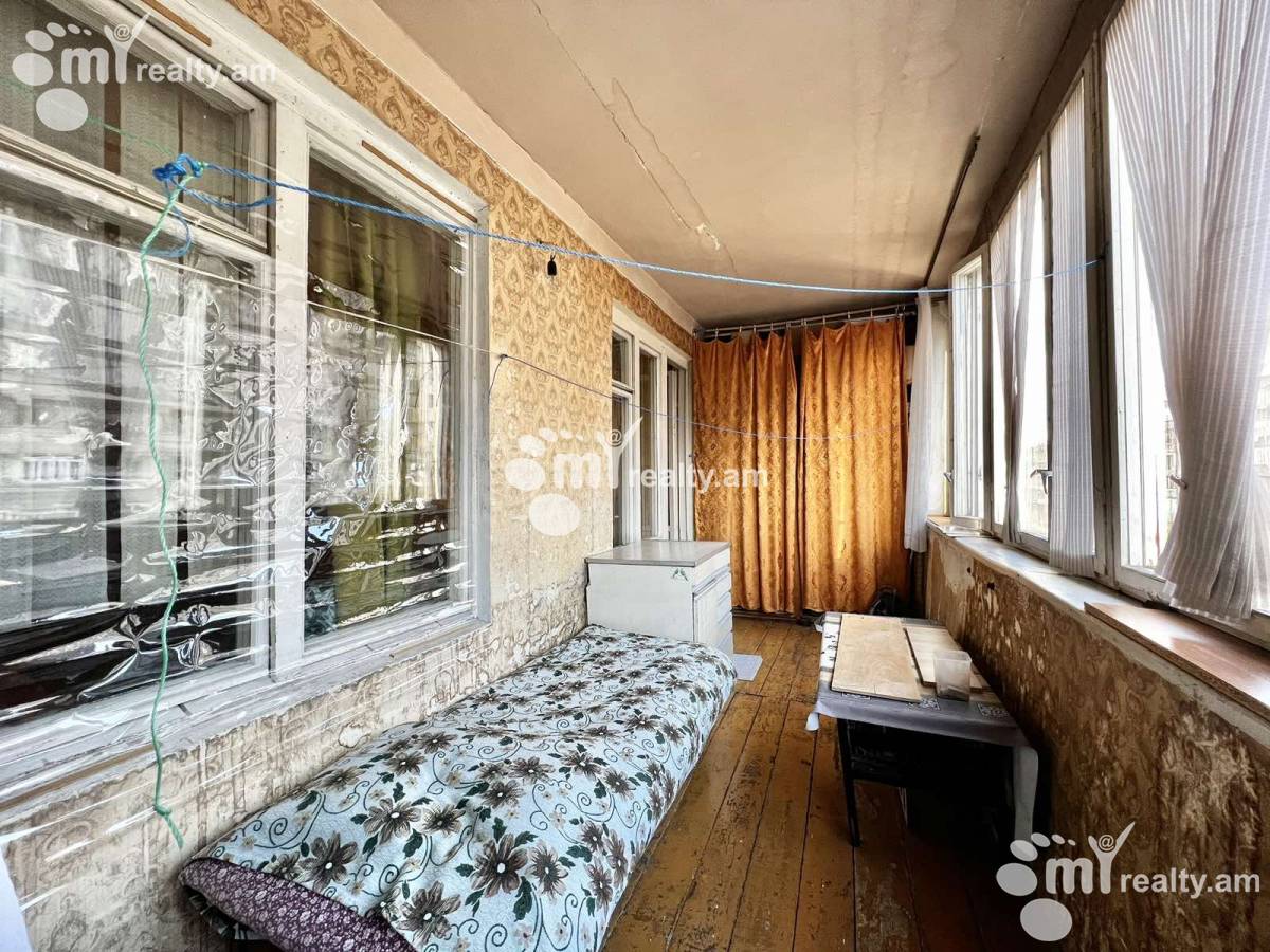 Купить 2 комнатную квартиру Амбардзумян ул, Арабкир Ереван, 129145