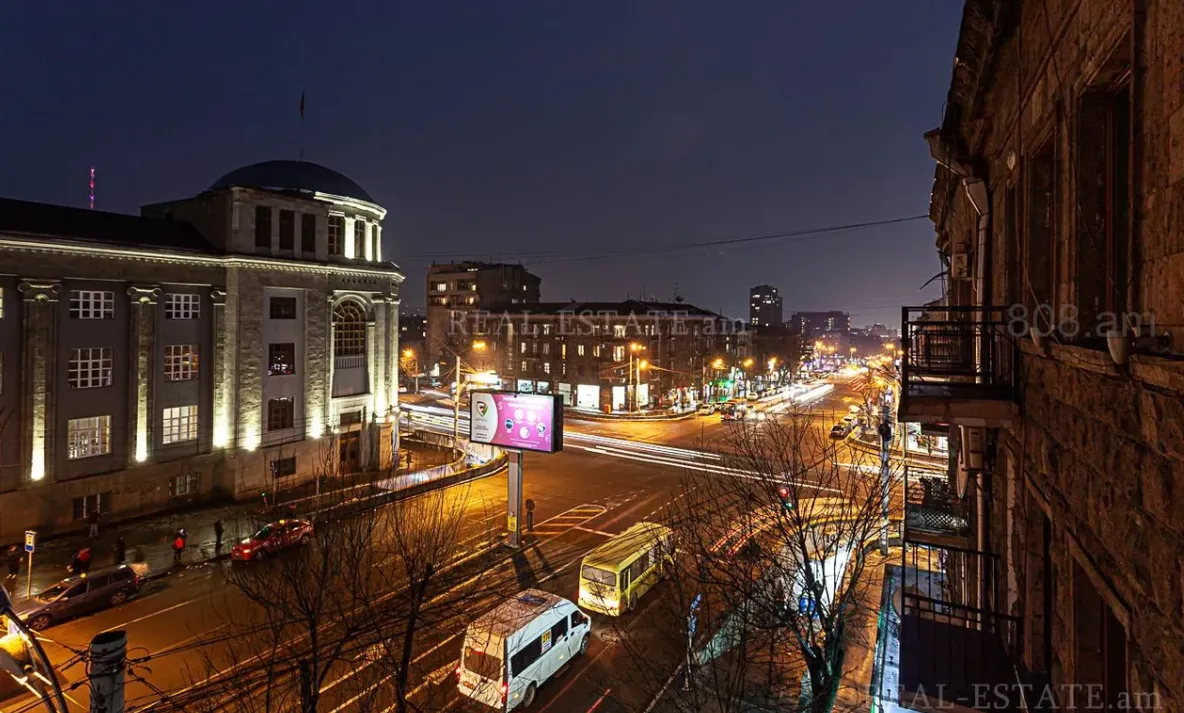 4 bedroom apartment for sale Abovyan St, Center Yerevan, 159959