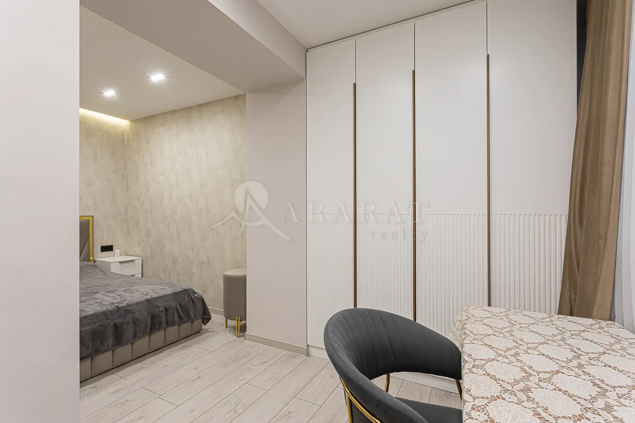 3 bedroom apartment for sale Gyulbenkyan St, Arabkir Yerevan, 157442