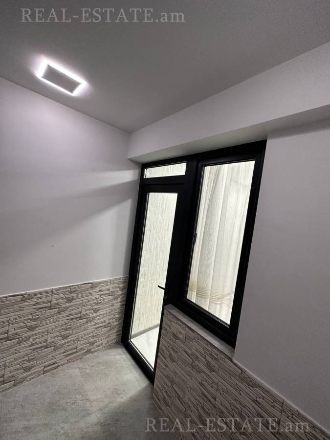 Купить 3 комнатную квартиру В.Вагаршян ул, Арабкир Ереван, 134629