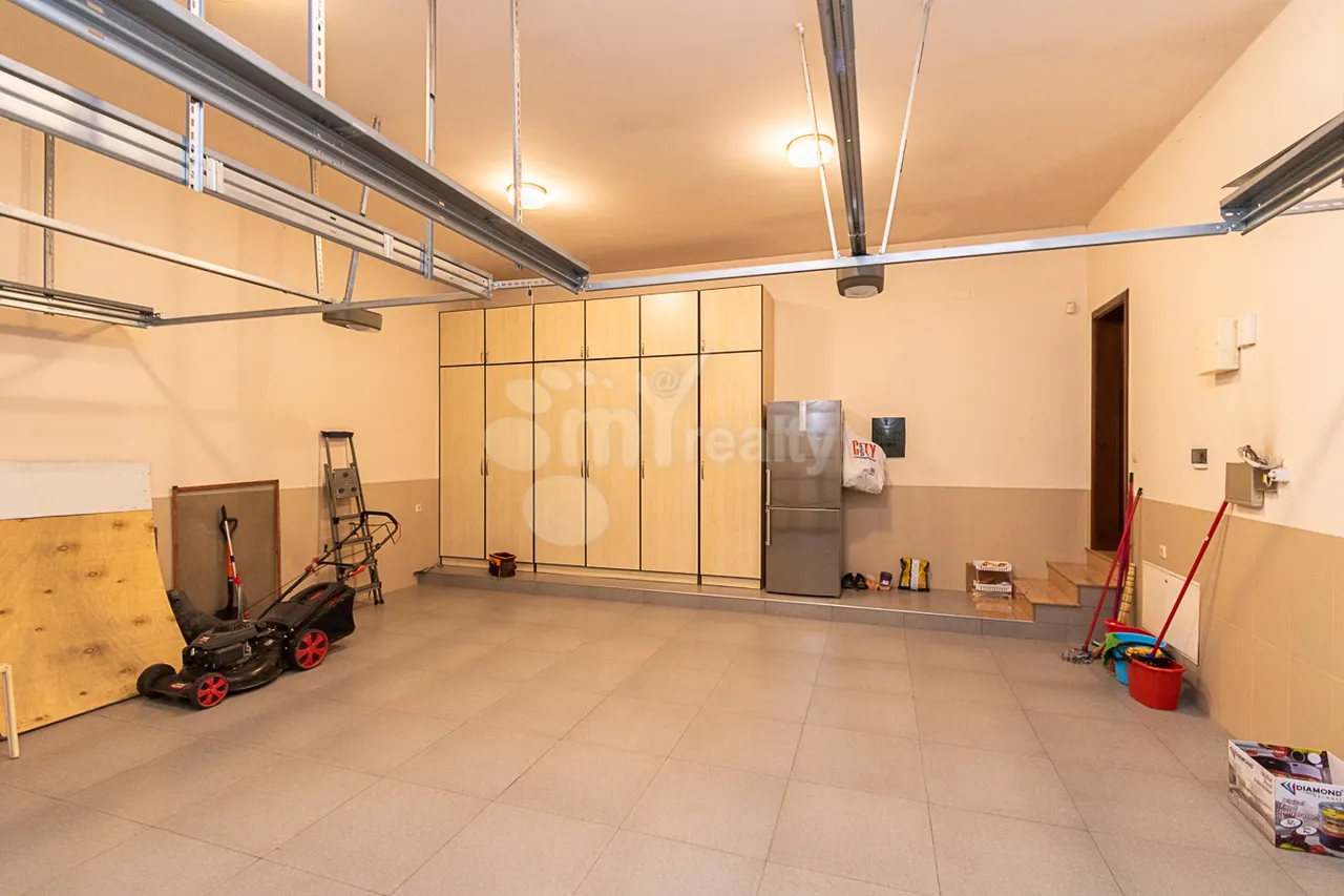 House for sale Arpa, Wahagni Yerevan, 160140