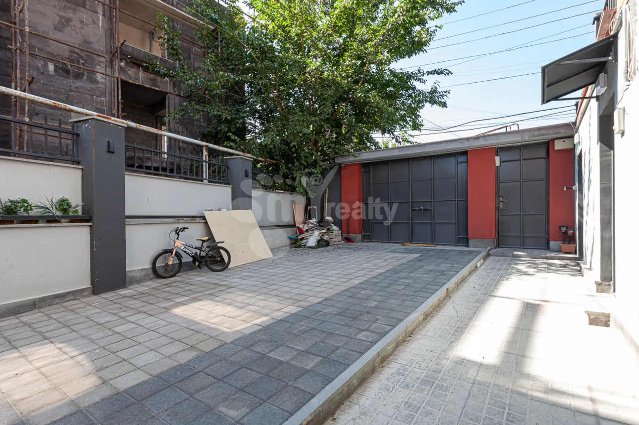 House for sale خیابان فیسکولتورنیکِر, مرکز شهر ایروان, 157326