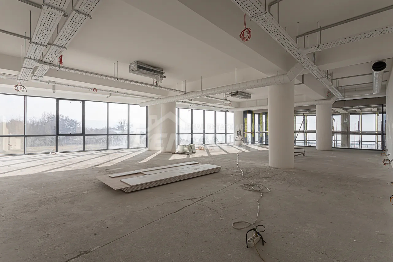 Commercial property for sale Azatutyan Ave, Arabkir Yerevan, 158320