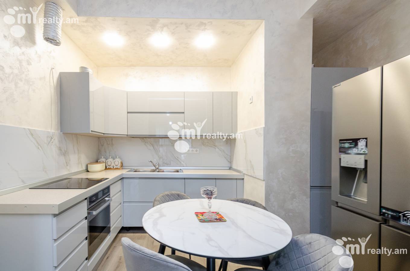 3 bedroom apartment for sale Rostom St, Center Yerevan, 143353