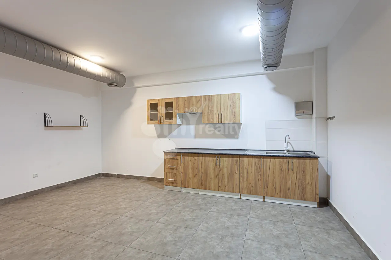 Commercial property for rent Hr.Kochar St, Arabkir Yerevan, 160950