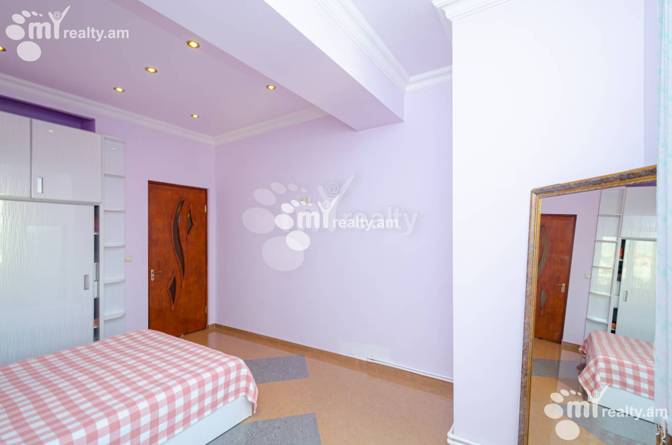 3 bedroom apartment for rent Riga St, Arabkir Yerevan, 139559