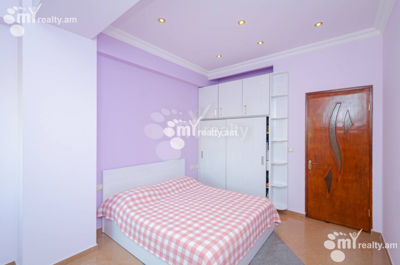 3 bedroom apartment for rent Riga St, Arabkir Yerevan, 139559