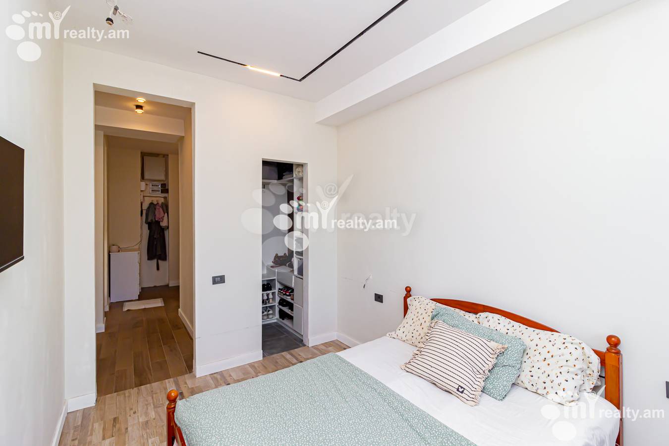 3 bedroom apartment for sale G. Hovsepyan St, Norque Marache Yerevan, 152600