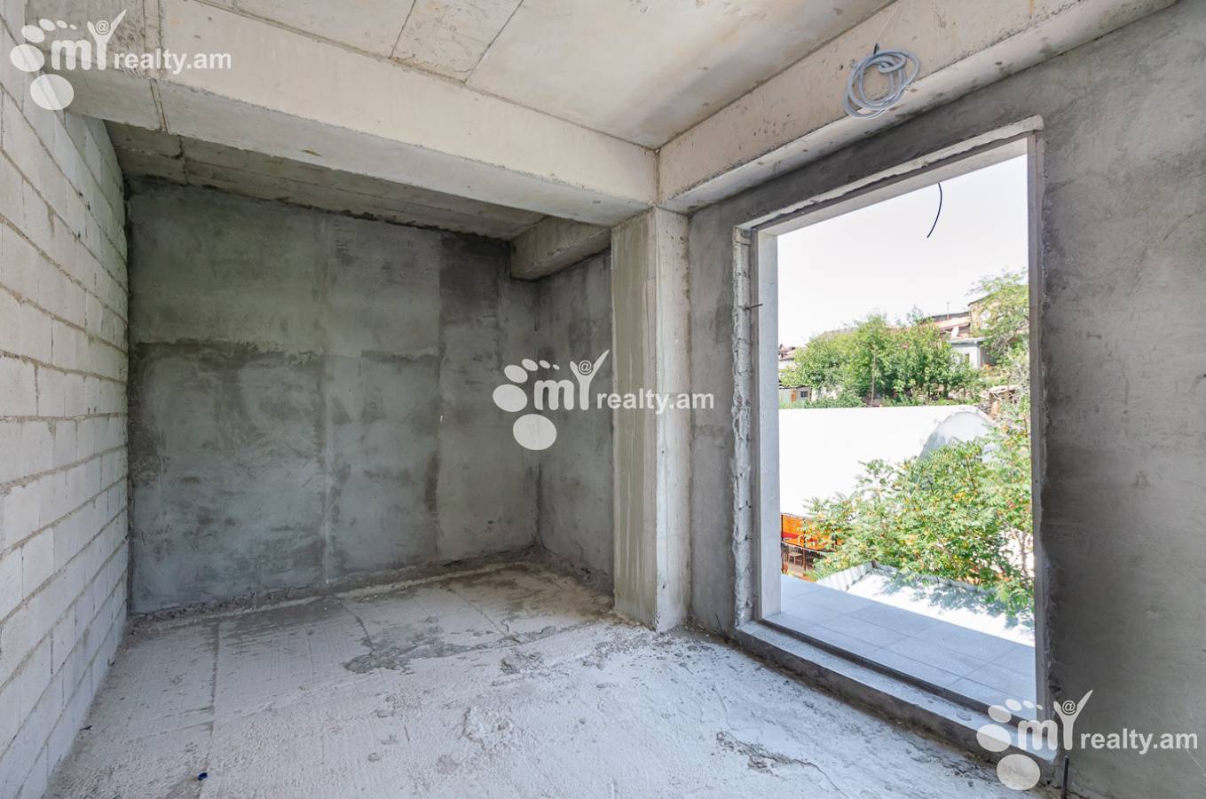 4 սենյականոց բնակարան  կառուցապատողից Լեոի փող, Կենտրոն Երևան, 152659