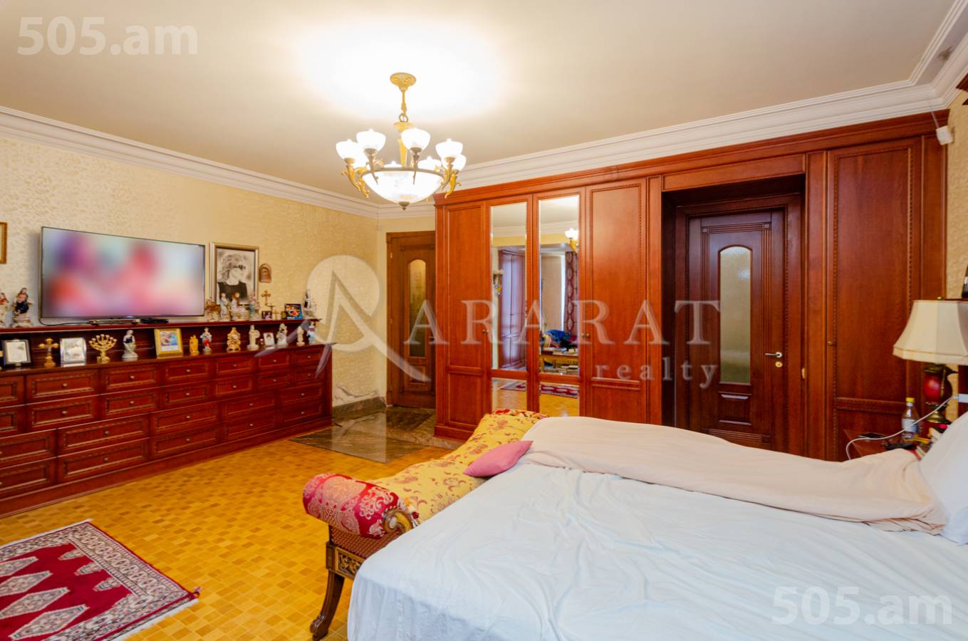 Купить 3 комнатную квартиру Северный пр, Центр Ереван, 149307