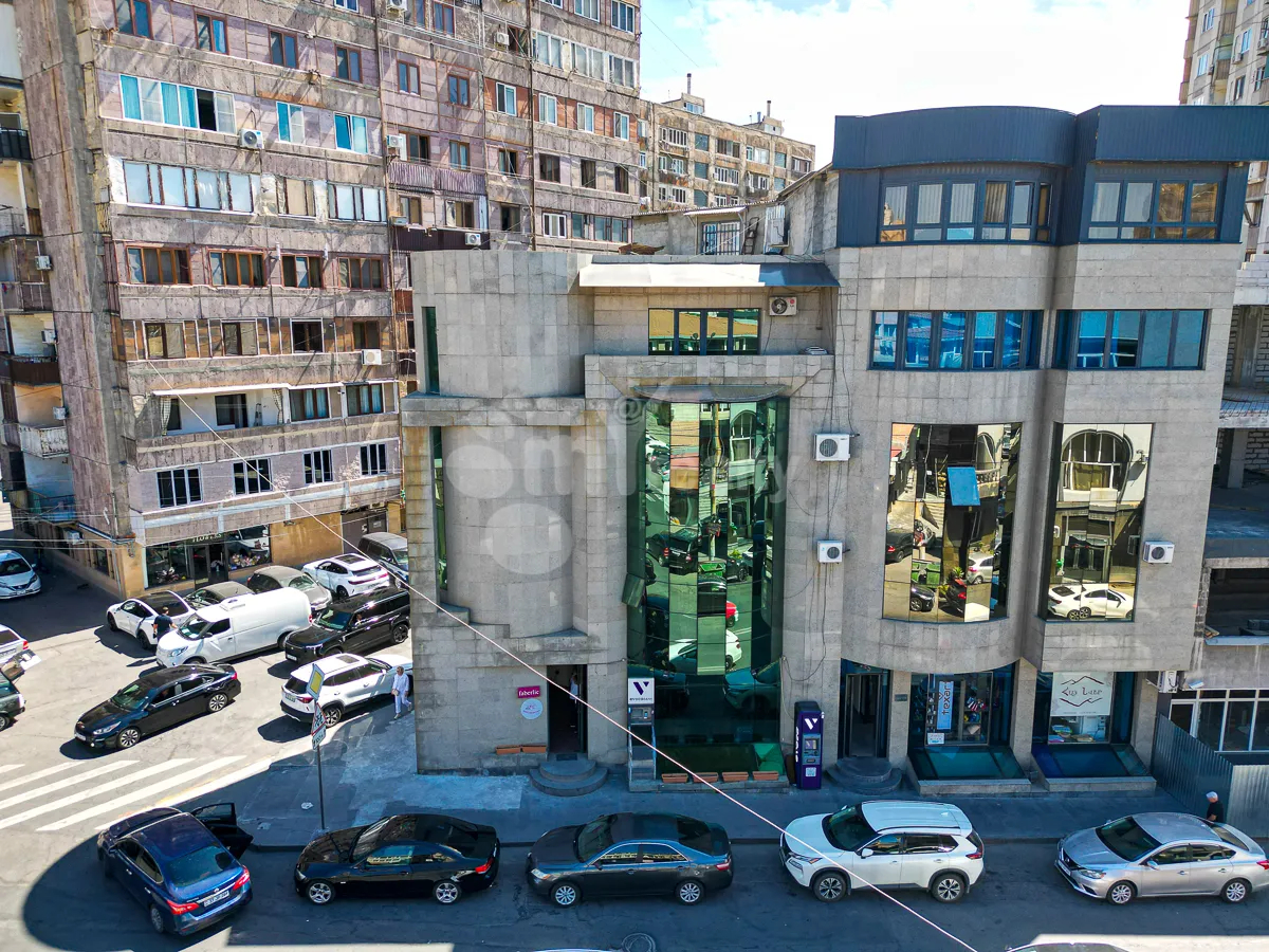 Կոմերցիոն տարածք  Ե. Քոչար փող, Կենտրոն Երևան, 161591