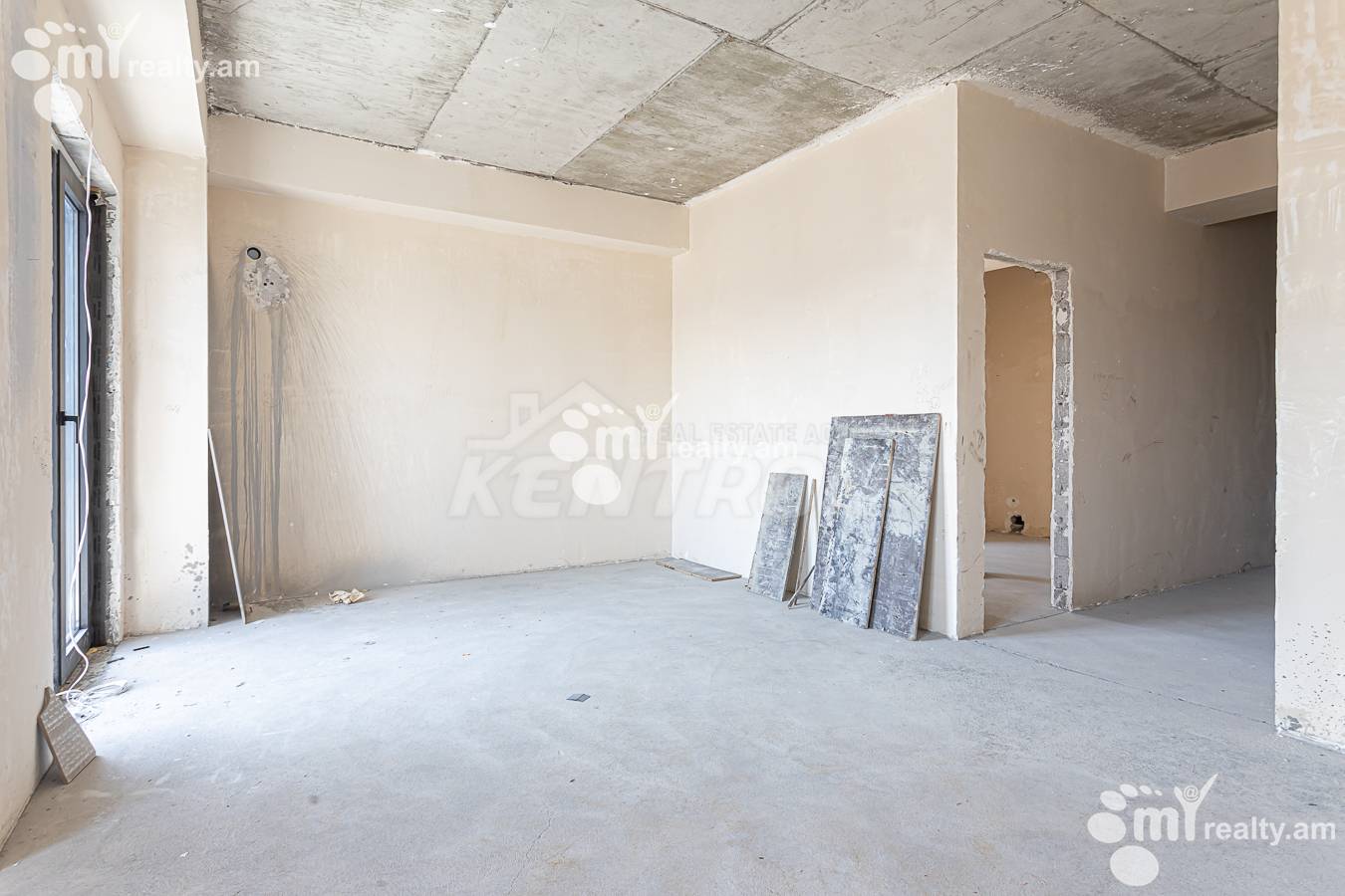 3 bedroom apartment for sale Baghramyan Ave (Kentron), Center Yerevan, 156527