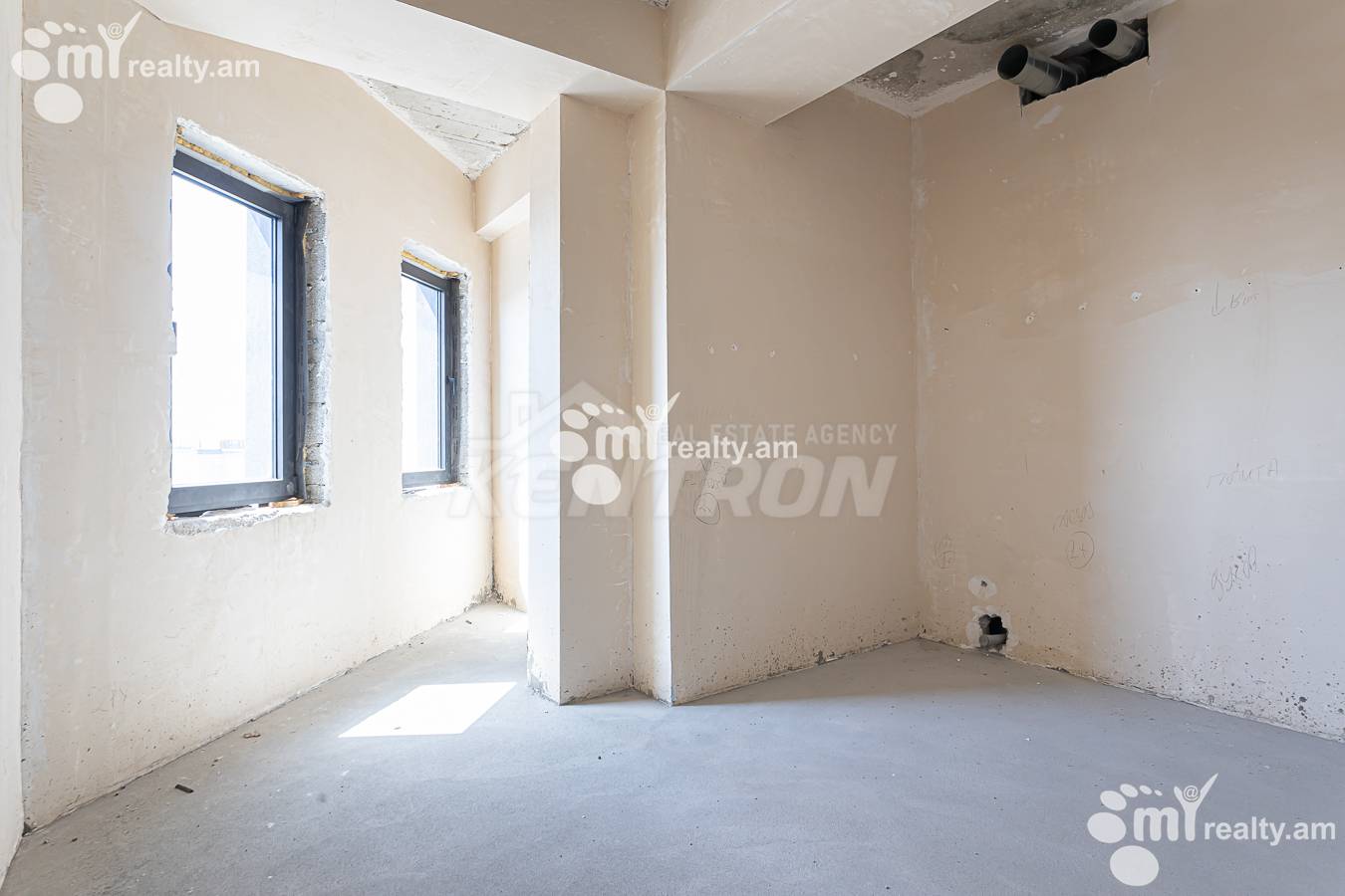3 bedroom apartment for sale Baghramyan Ave (Kentron), Center Yerevan, 156527