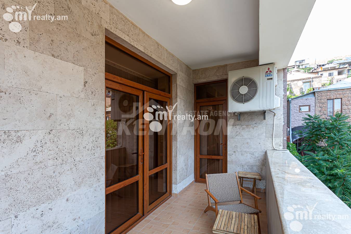 3 bedroom apartment for rent خیابان سارمِن, مرکز شهر ایروان, 156075