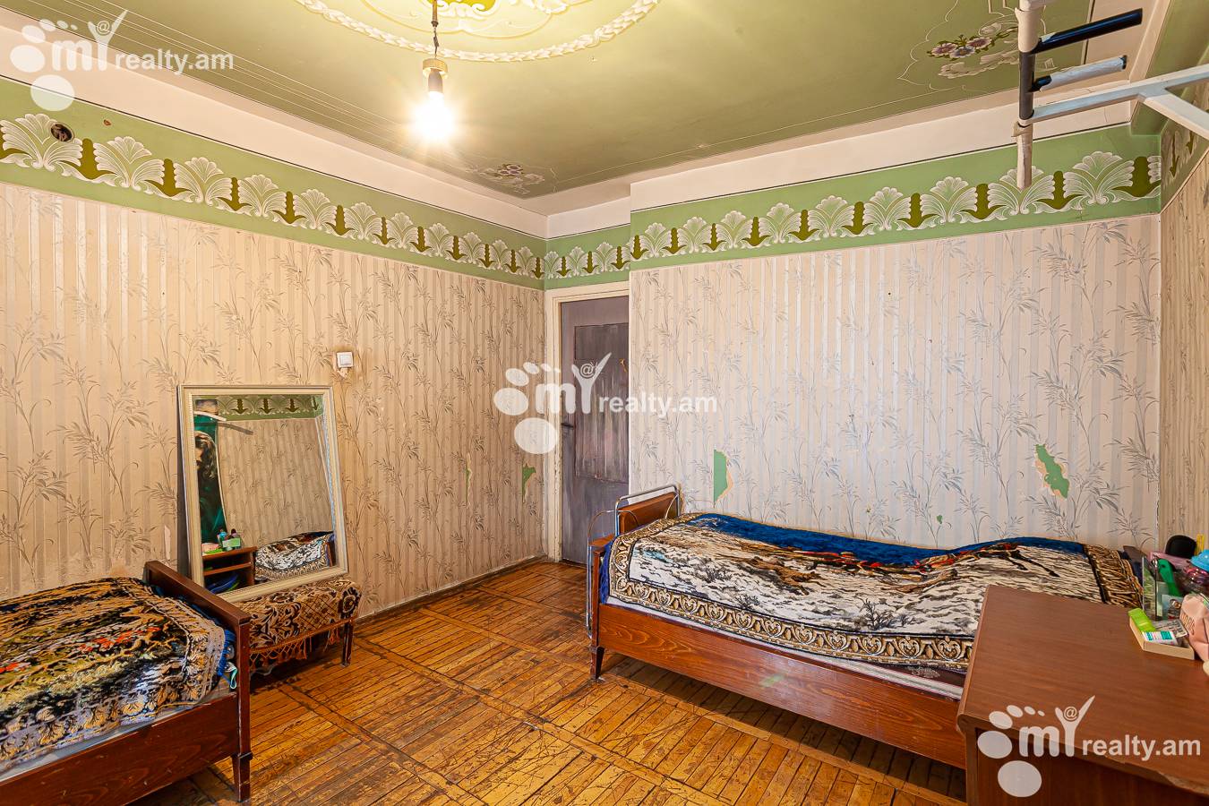 Купить 3 комнатную квартиру Е. Кочар ул, Центр Ереван, 143711