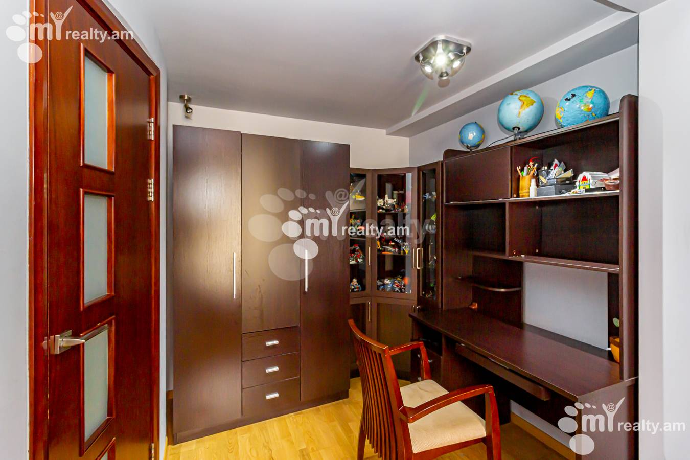 6 սենյականոց բնակարան  Ծարավ Աղբյուրի փող., Ավան Երևան, 152028