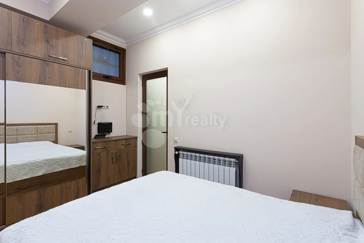 3 bedroom apartment for sale Yekmalyan St, Center Yerevan, 160123