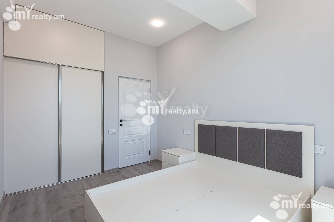 3 bedroom apartment for rent Charents St, Center Yerevan, 151488