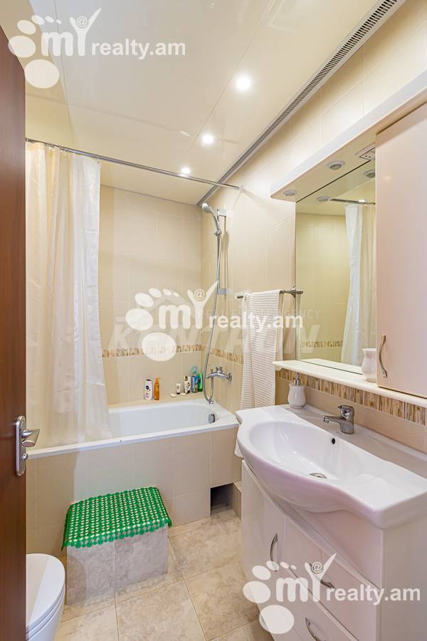 4 bedroom apartment for sale Baghramyan Ave (Kentron), Center Yerevan, 153674