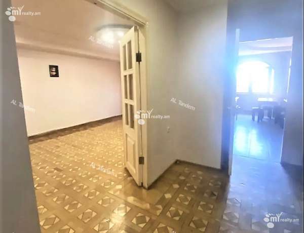 snyat-kvartiru/2-komnatnaya/V.Papazyan+St/Arabkir/Yerevan