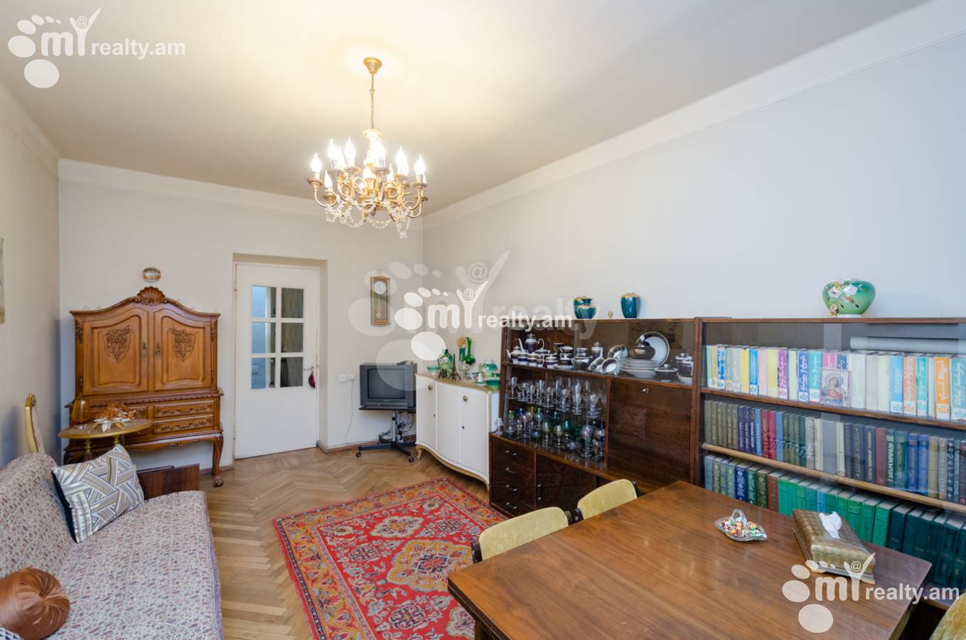 3 bedroom apartment for sale Zakyan St, Center Yerevan, 138329