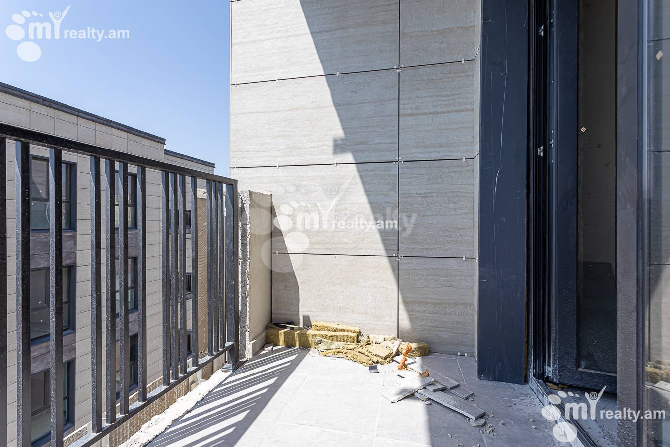 3 bedroom apartment for sale Baghramyan Ave (Kentron), Center Yerevan, 156526