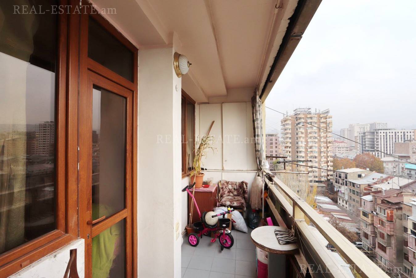 3 bedroom apartment for sale Saryan St, Center Yerevan, 136445