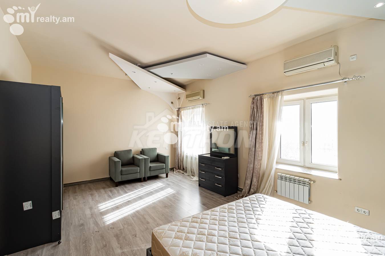 3 bedroom apartment for sale Mashtots Ave, Center Yerevan, 147810